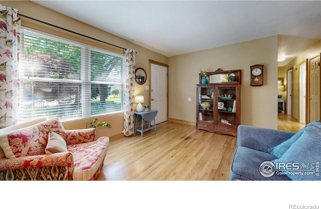 2319 Cotswold Ct, Fort Collins, CO 80526 - living area featuring wood finished floors