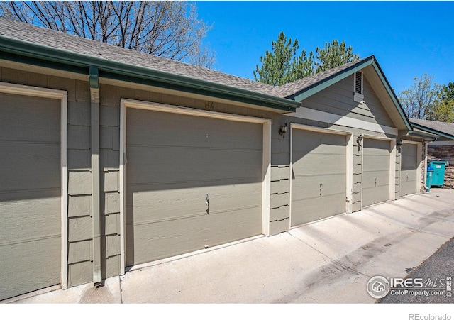 5225 White Willow Dr Unit H210, Fort Collins, CO 80528 - view of garage