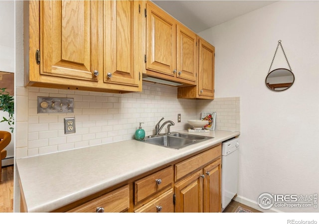 1430 18th St Unit 1, Boulder, CO 80302 - kitchen with light countertops, tasteful backsplash, and dishwasher