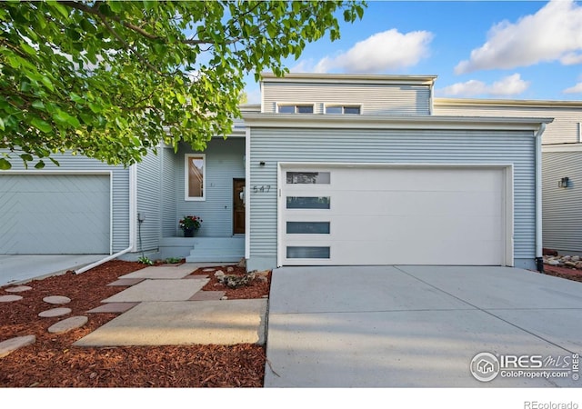 547 Spindrift Ct, Fort Collins, CO 80525 - traditional-style house featuring driveway