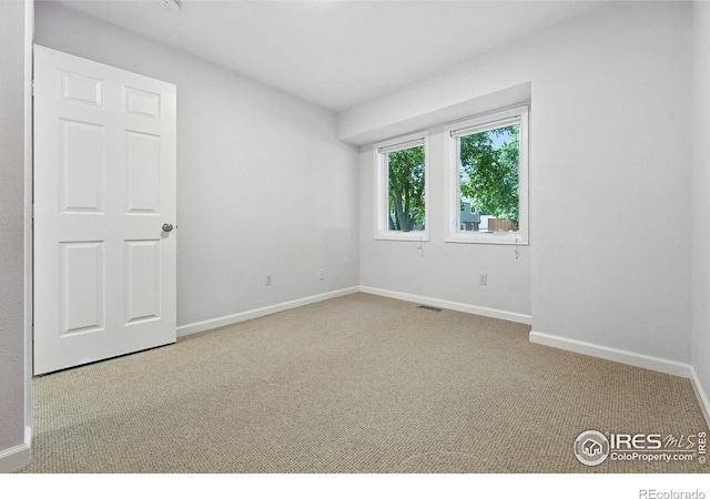 2545 Woodstock Pl, Boulder, CO 80305 - empty room featuring carpet