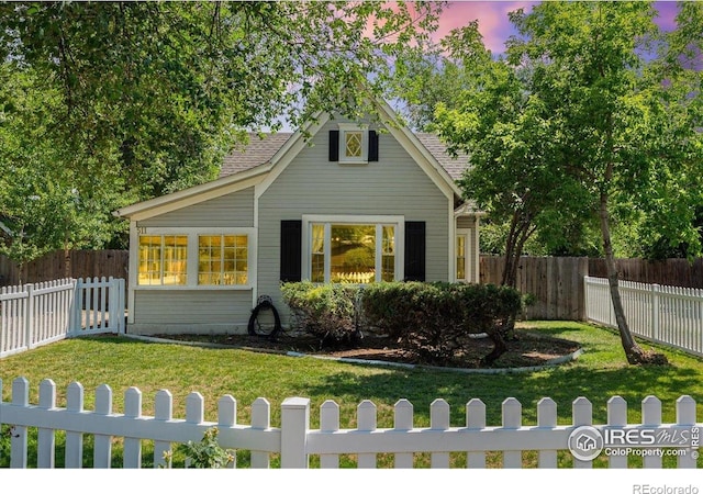 511 E Prospect Rd, Fort Collins, CO 80525 - view of front of property featuring a fenced backyard