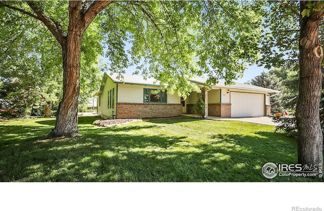 229 E Union Ave, La Salle, CO 80645 - photo 1
