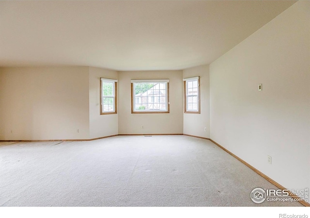 2623 Elmhurst Cir, Longmont, CO 80503 - photo 11