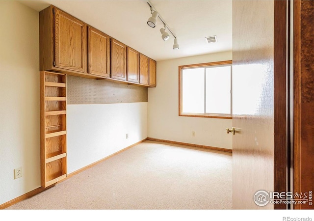 2623 Elmhurst Cir, Longmont, CO 80503 - photo 33