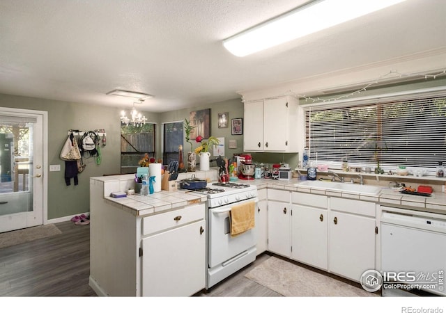 643 W 10th St, Loveland, CO 80537 - photo 12