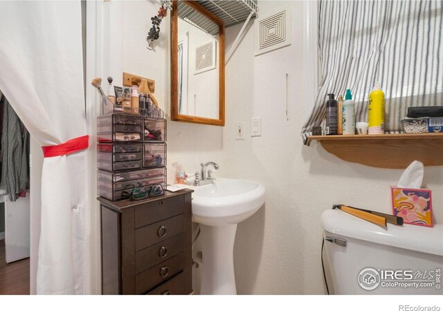 643 W 10th St, Loveland, CO 80537 - photo 17