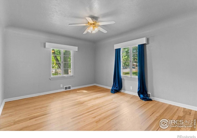 680 Colorado Ave, Loveland, CO 80537 - photo 22