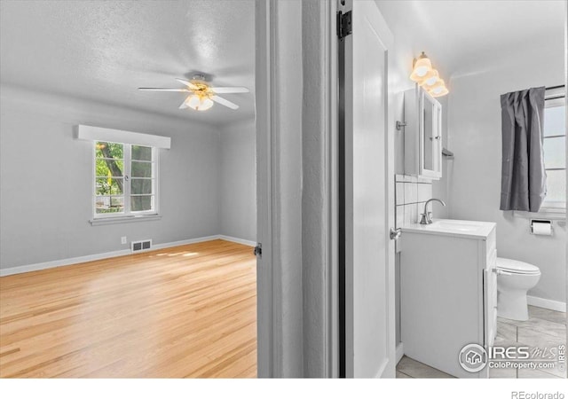 680 Colorado Ave, Loveland, CO 80537 - photo 25