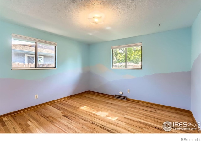 1218 Sunset St, Longmont, CO 80501 - photo 20