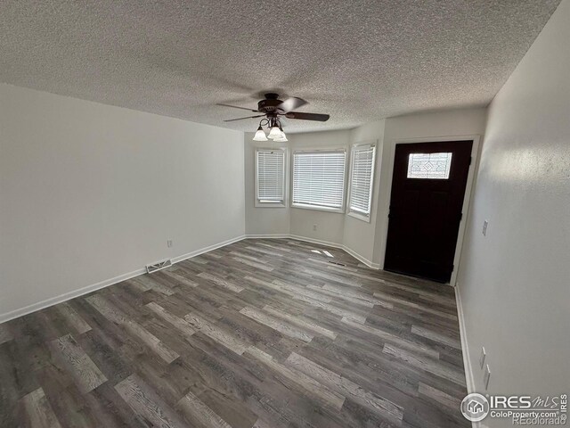 1611 39th Street Ct, Evans, CO 80620 - photo 3