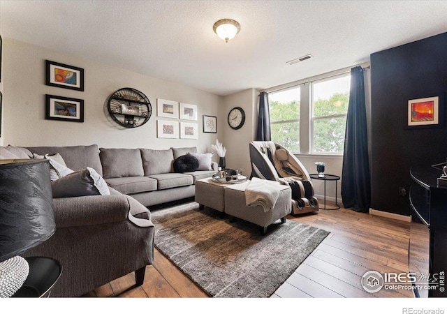 1006 Winona Cir, Loveland, CO 80537 - photo 17