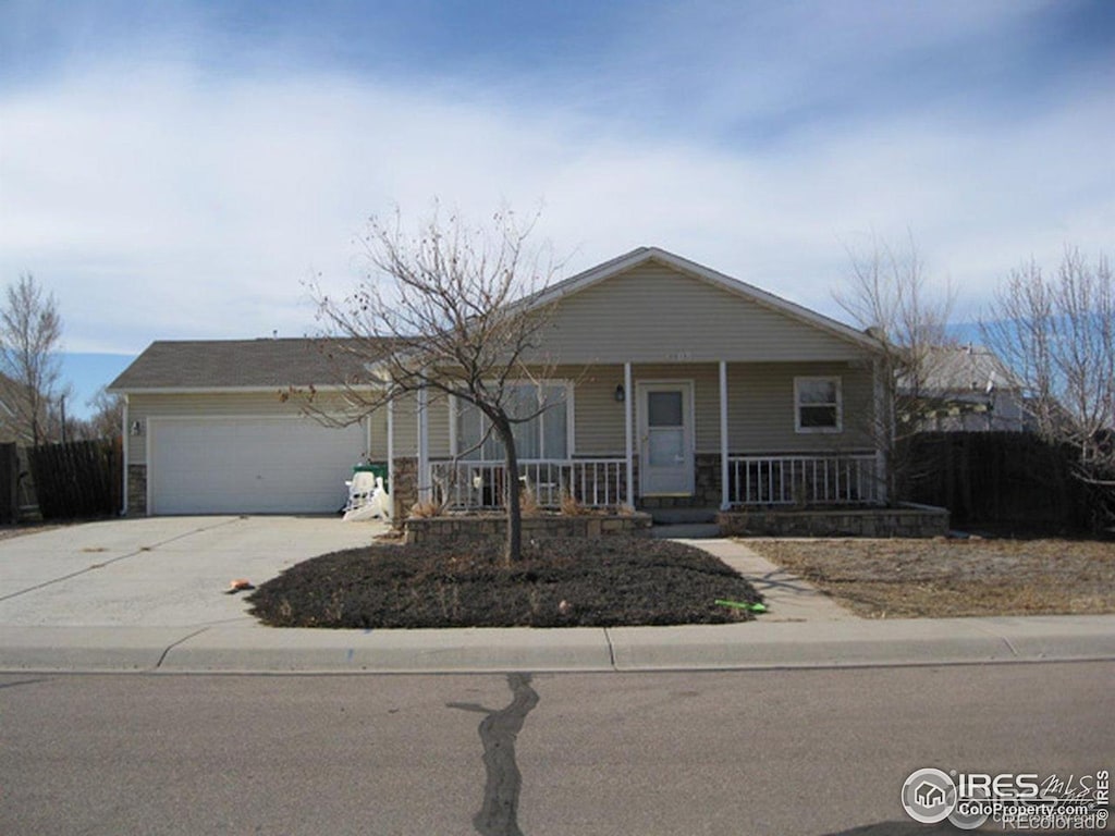 4105 Meadows Ave, Evans, CO 80620 - photo 1