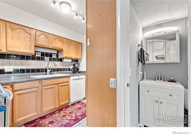 1820 Newland Ct Unit 204, Lakewood, CO 80214 - photo 12