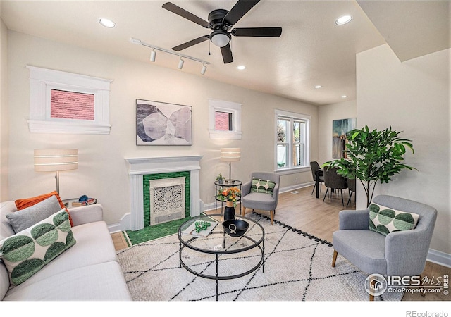 1021 E 23rd Ave Unit 304, Denver, CO 80205 - photo 3