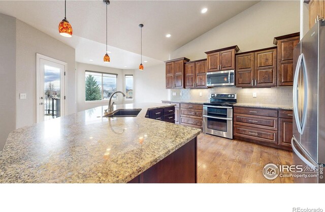 6780 Crooked Stick Dr, Windsor, CO 80550 - photo 4
