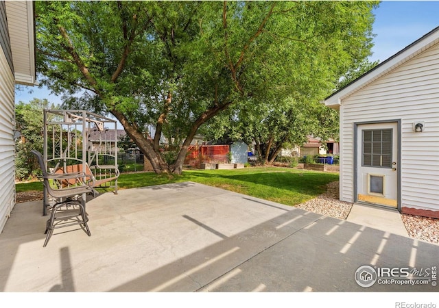 305 E Colorado Ave, Berthoud, CO 80513 - photo 23