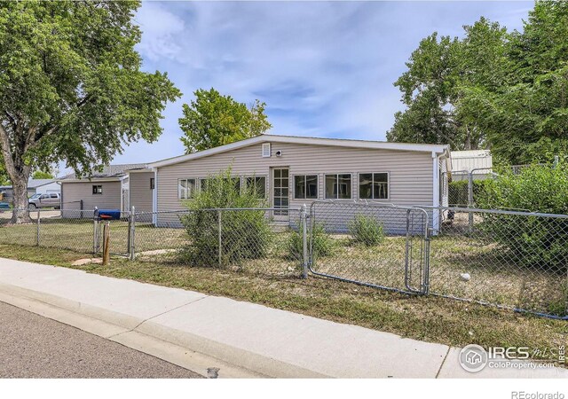 1201 Mackay Ct, Dacono, CO 80514 - photo 2