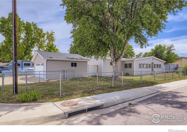 1201 Mackay Ct, Dacono, CO 80514 - photo 3