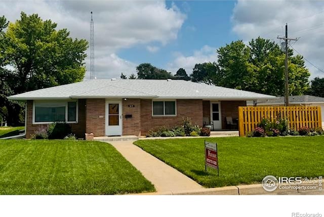 315 E Emerson St, Holyoke, CO 80734 - photo 1
