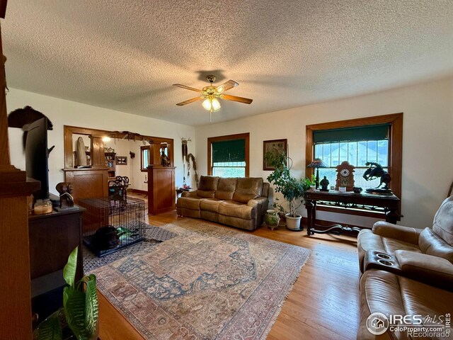 406 S Morlan Ave, Holyoke, CO 80734 - photo 4