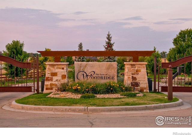 12960 Woodridge Dr, Longmont, CO 80504
