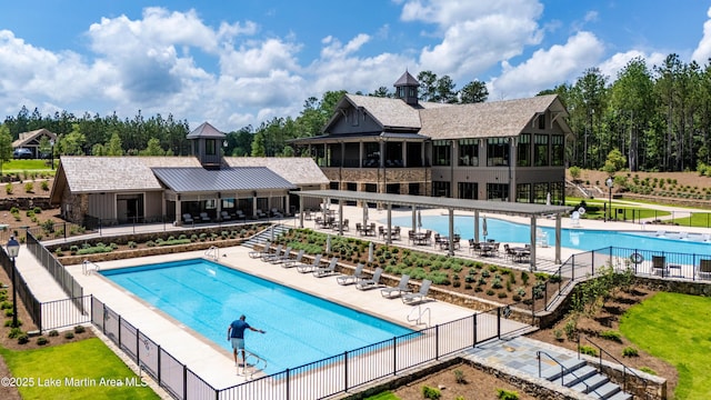 661 Luannes Way, Alexander City, AL 35010 - community pool with a patio
