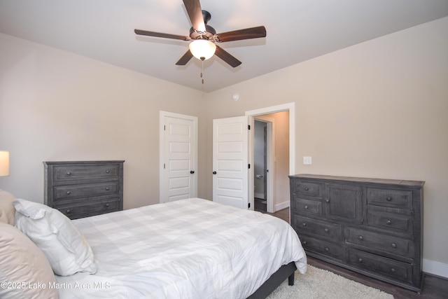 bedroom featuring ceiling fan