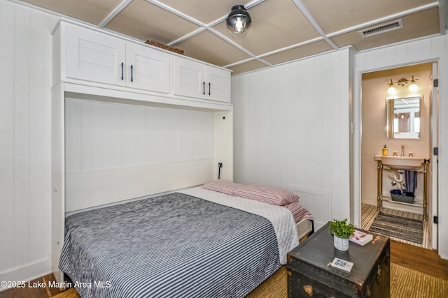 421 Mccain Rd, Eclectic, AL 36024 - bedroom featuring ensuite bath
