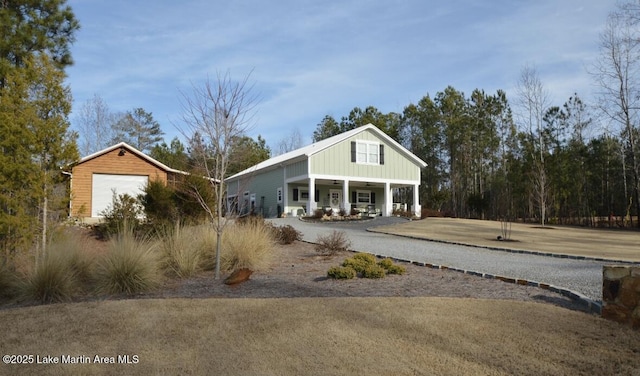 view of front facade featuring covered porch