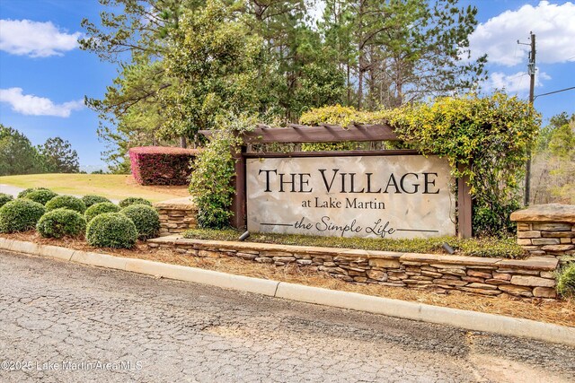 224 Village Trl, Dadeville, AL 36853 - view of community / neighborhood sign
