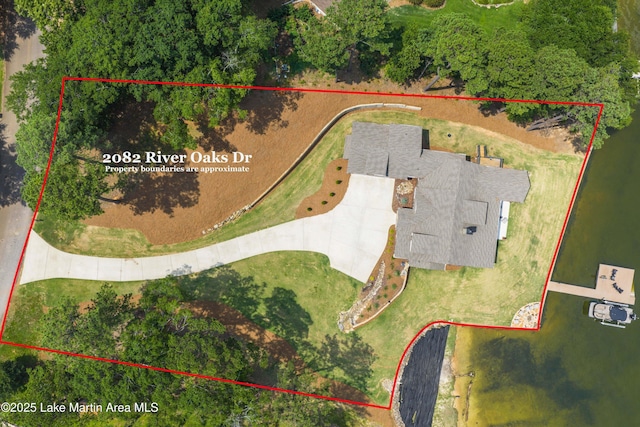 2082 River Oaks Dr, Jacksons Gap, AL 36861 - aerial overview of property's location with property boundaries highlighted