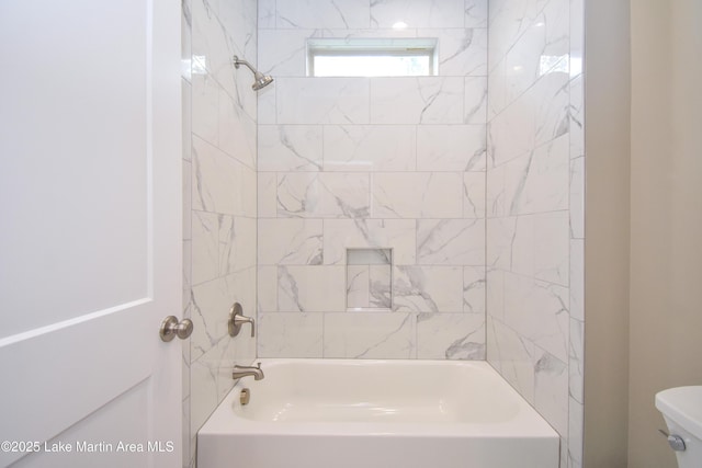 120 Rocky Creek Dr, Alexander City, AL 35010 - full bath with toilet and bathing tub / shower combination
