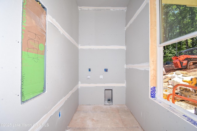 272 River Ridge Rd, Alexander City, AL 35010 - view of laundry area