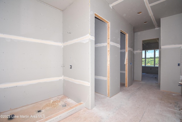 272 River Ridge Rd, Alexander City, AL 35010 - view of bathroom