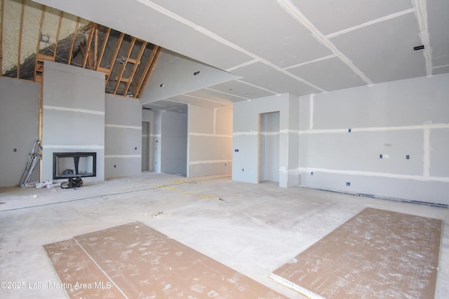 272 River Ridge Rd, Alexander City, AL 35010 - view of unfurnished living room