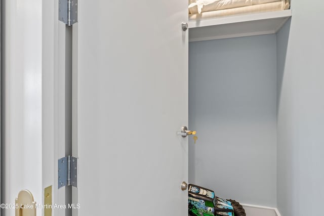 116 Water Oak Ln, Jacksons Gap, AL 36861 - view of closet