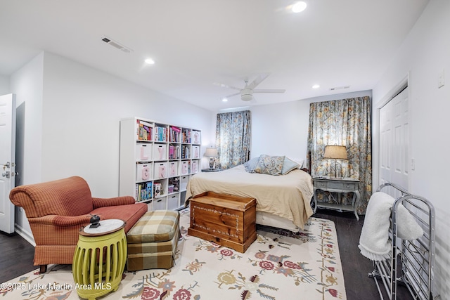 bedroom featuring recessed lighting, visible vents, and a ceiling fan