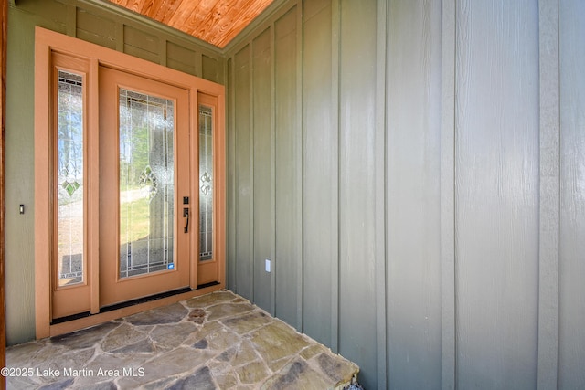 view of property entrance