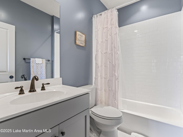 full bathroom featuring vanity, toilet, and shower / bath combo