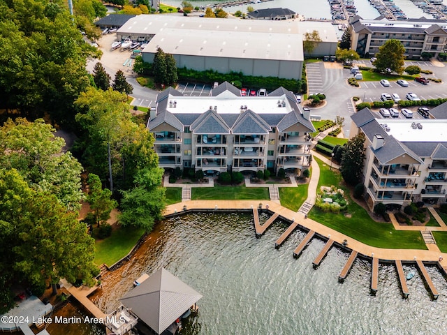 bird's eye view with a water view