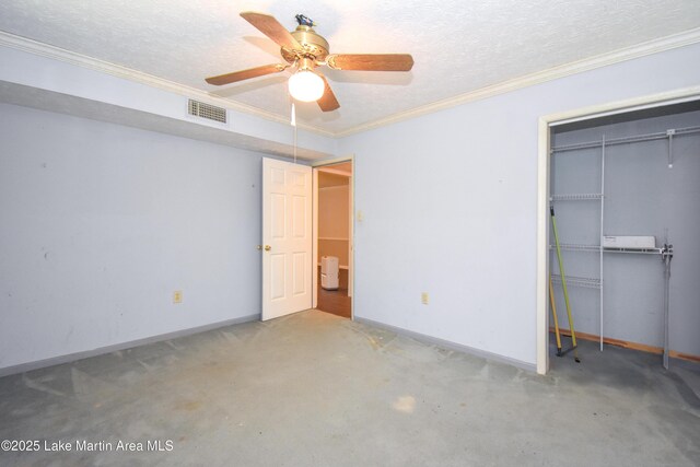605 Noble Rd, Tallassee, AL 36078 - bathroom with wallpapered walls, vanity, a drop ceiling, toilet, and visible vents