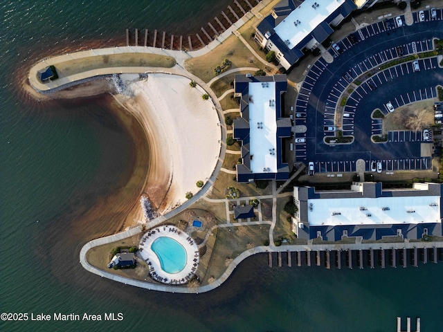 bird's eye view with a water view