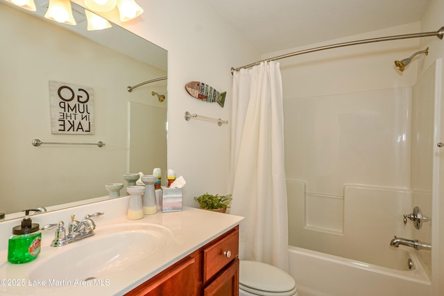 189 Williams Rd Unit # N2, Alexander City, AL 35010 - full bathroom featuring vanity and shower / tub combo