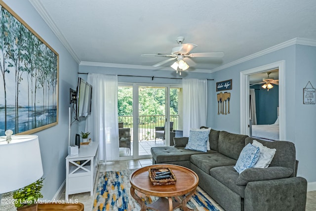 189 Williams Rd Unit # N2, Alexander City, AL 35010 - living area with ceiling fan and crown molding