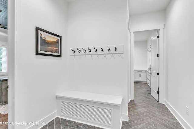 116 Glynmere Park, Alexander City, AL 35010 - mudroom with baseboards