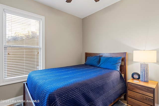 bedroom featuring ceiling fan