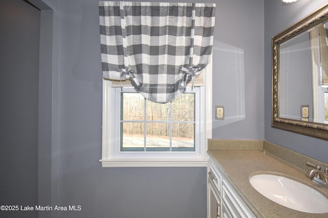 bathroom with vanity