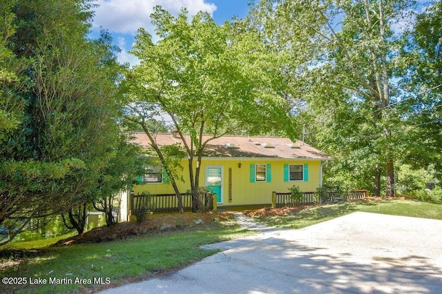 125 Nervous Gervis Dr, Jacksons Gap, AL 36853 - photo 4