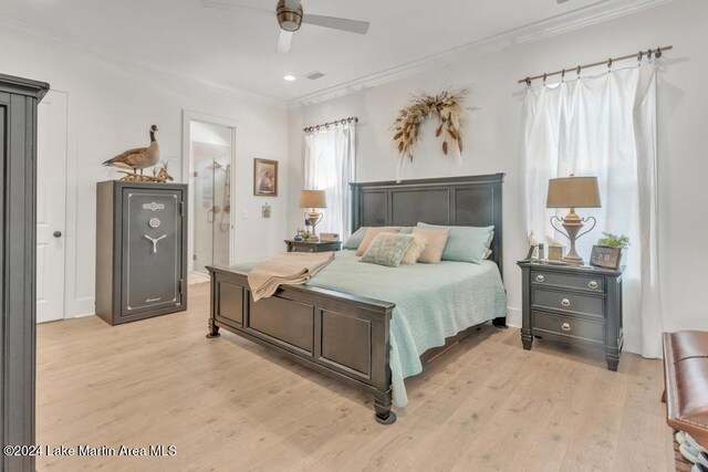 218 Williams Rd, Alexander City, AL 35010 - bedroom with crown molding, light wood-type flooring, recessed lighting, a ceiling fan, and connected bathroom